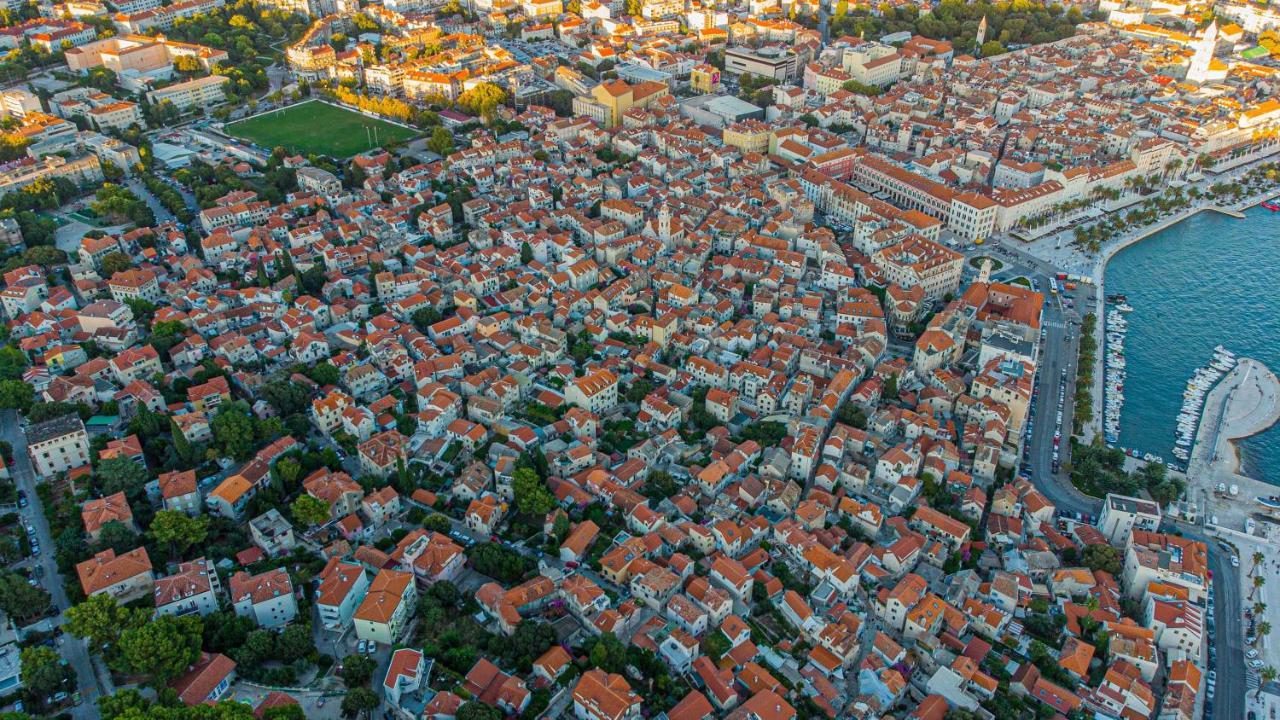 Апартаменти Splitska Kala Екстер'єр фото